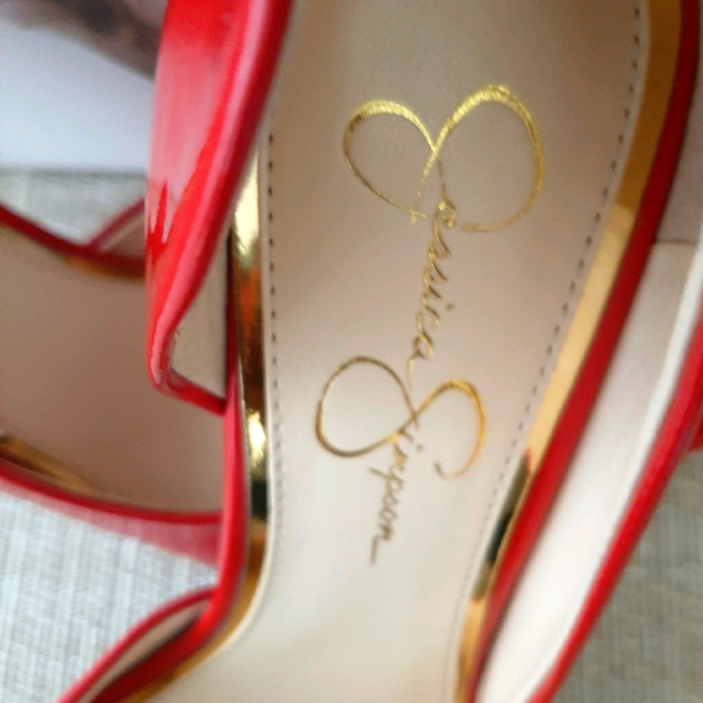 Shoes - Picture 2 of 5